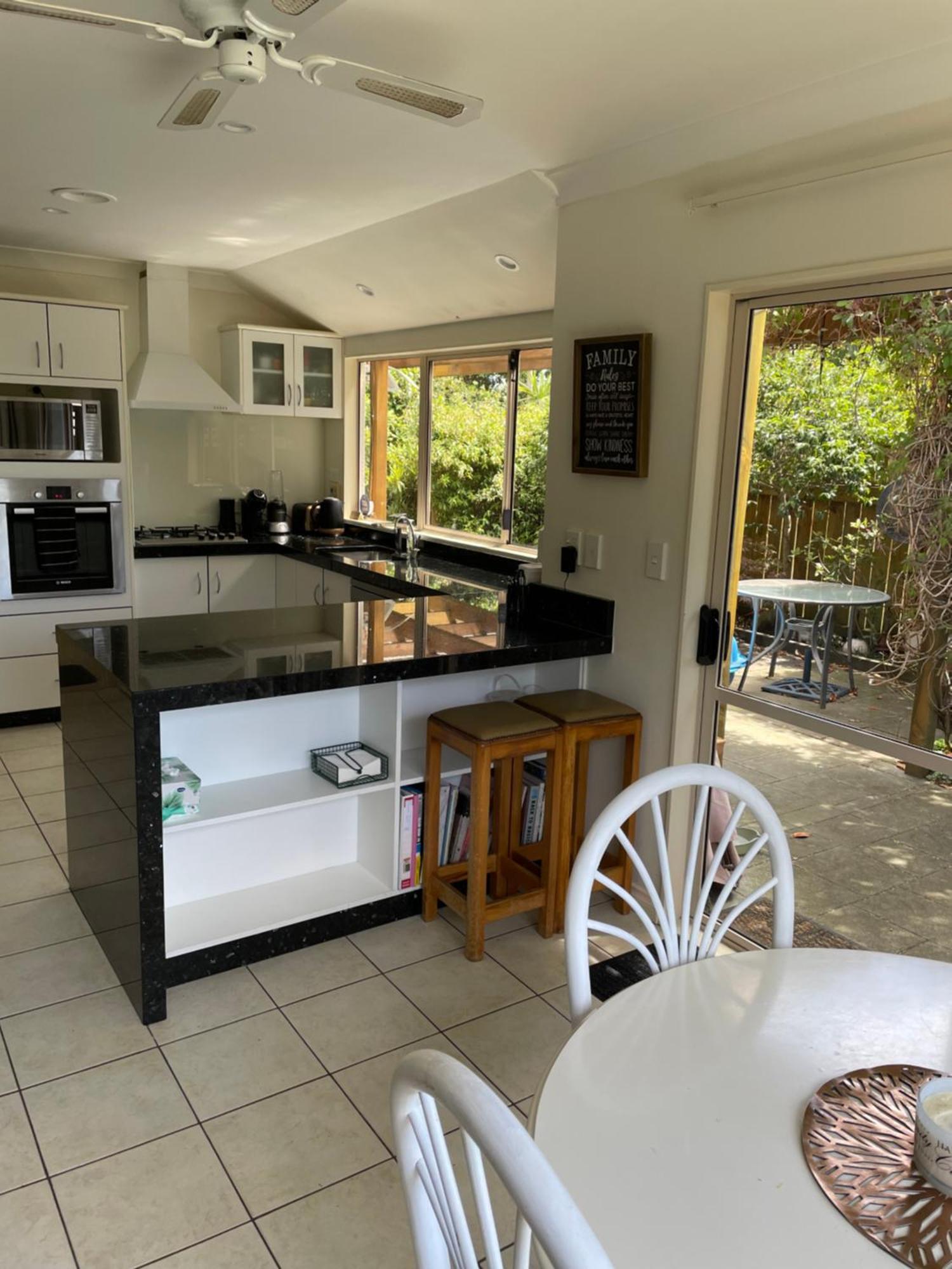 Spacious Home Paraparaumu Eksteriør billede